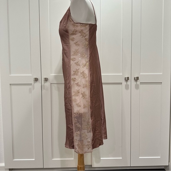 Victoria’s Secret Slip Nightie Size Large NWT - Picture 2 of 6